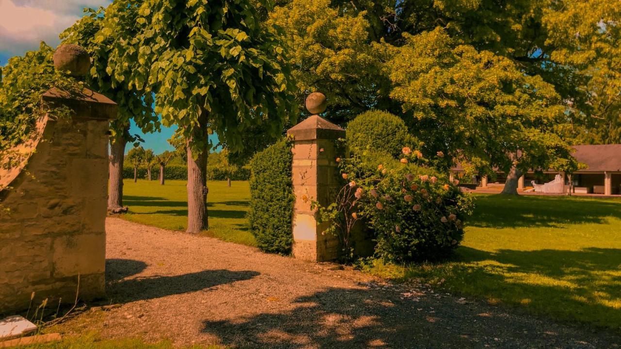 Le Manoir De Laferte-Sur-Aube Hotel Buitenkant foto